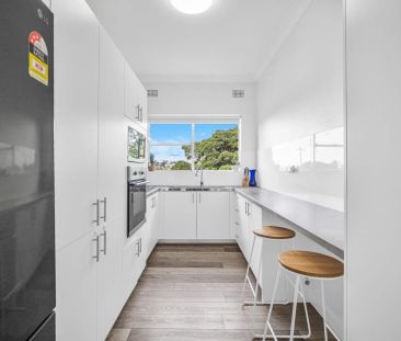 Two Bedroom Apartment In South Hurstville: Elevated Position, Light... - Photo 4