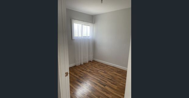 Modern, Accessible 3- Bedroom Home Minutes from the Water - Photo 1