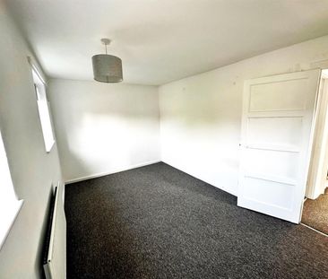 2 bedroom House To Let - Photo 1