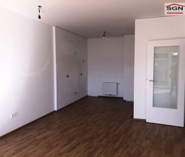 Schöne Wohnung zum Sofortbezug und mit PKW-Abstellplatz sowie schön... - Foto 4