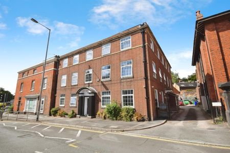 1 bedroom ground floor flat to rent - Photo 2