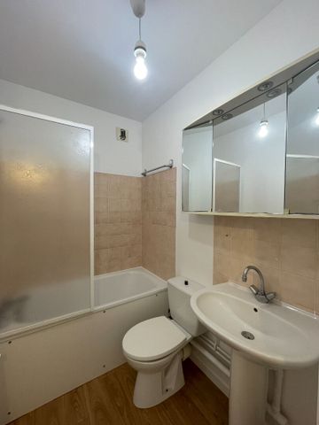 Location Appartement 1 pièce 25m² RENNES 35200 - Photo 3