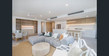 'SPACIOUS BEAUTIFULLY FURNISHED THREE BEDROOM APARTMENT IN BELVEDERE WITH ADDITIONAL MEDIA ROOM/ STUDY OR HOME OFFICE" - Photo 4