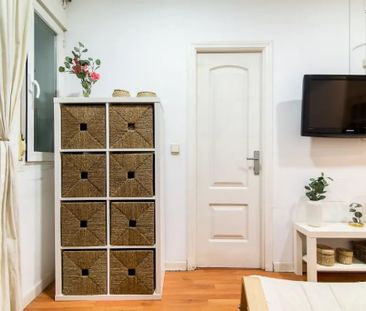 Calle de Bravo Murillo, Madrid, Community of Madrid 28020 - Photo 4