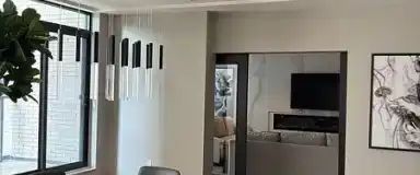 293 The Kingsway Boutique luxury, 10-ft ceilings, chic finishes & vibrant village charm near parks & cafes! | 293 The Kingsway, Toronto - Photo 1