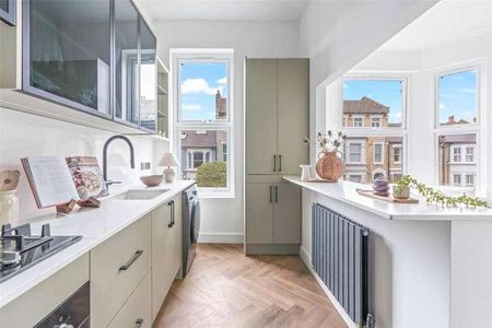 Warbeck Road, London, W12 - Photo 4