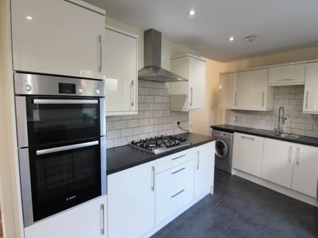 Uphill, Weston-super-Mare, North Somerset - Photo 2
