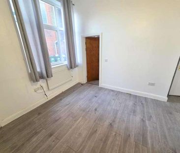 Church House Napier Street, South Bank, Middlesbrough, TS6 - Photo 6