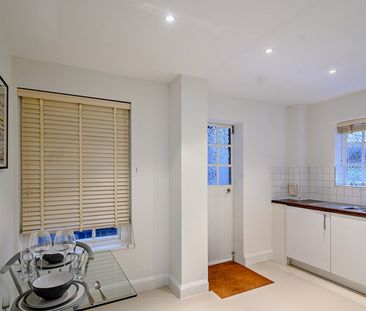 Pelham Court, Chelsea - Photo 5