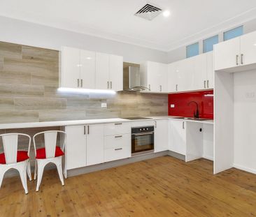 27 Brown Street, Forestville, NSW 2087 - Photo 4
