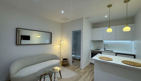 Appartement 2 pièces 25m2 REIMS 680 euros - Photo 2