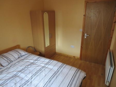 Great Apartment, 2a Carmel Street, Queens Quarter!, Belfast, BT7 1GY - Photo 2
