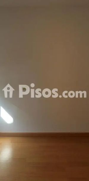 Piso en alquiler en Calle de Santiago Rusiñol - Foto 1