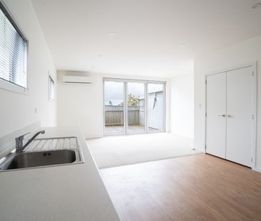 13/32 Dr Taylor Terrace, Johnsonville - Photo 2