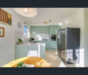 9 Ivanhoe Court, Newcomb, Vic 3219 - Photo 4