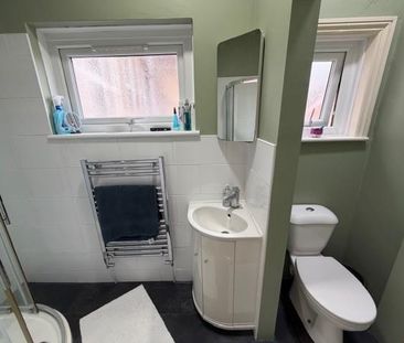 2 bedroom apartment to rent - Photo 6