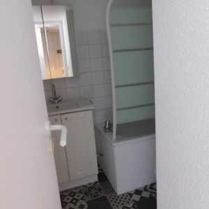 Location Appartement 1 pièce 38m² BORDEAUX 33000 - Photo 3