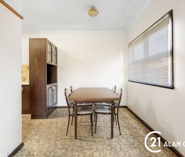 Charming Family Home in Quiet Leumeah Location !!! - Photo 2