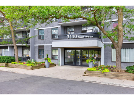 7110 Darcel Avenue - Photo 2