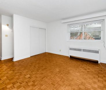 161 Somerset Street West - 4 - Photo 5