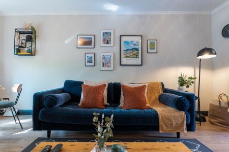 City Centre Short Term Let, Salisbury Court, Belfast, BT7 1DD - Photo 2