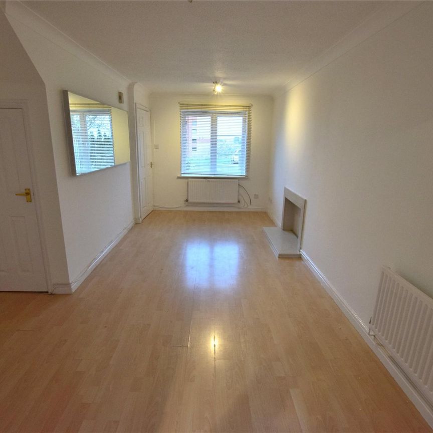 Village Heights, Gateshead, NE8 - Photo 1