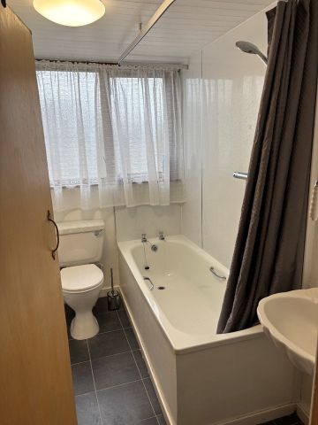 1 Bed Flat, Bon Accord Street, AB11 - Photo 4