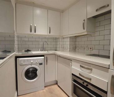 Upton Park, Slough, SL1 - Photo 5