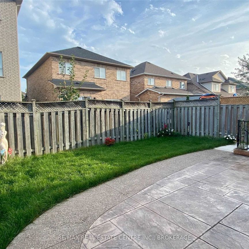 For Lease - 3804 Talias Crescent, Mississauga, Ontario - Photo 1