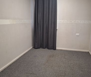 3 Bedroom House in West Dubbo - Photo 1