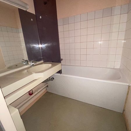 Location Appartement 1 pièce 40m² BESANCON 25000 - Photo 3