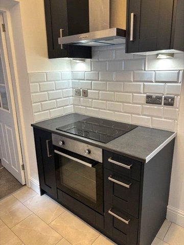 2 bedroom apartment to rent - Photo 4