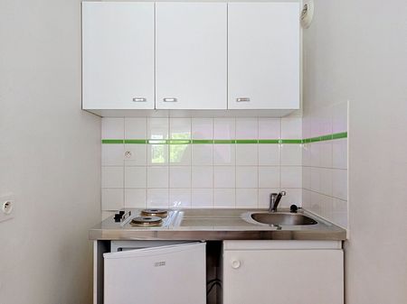 Appartement à louer - REIMS POMMERY - Photo 5