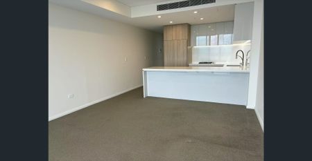 Luxury Living in a Prime Location - Photo 3