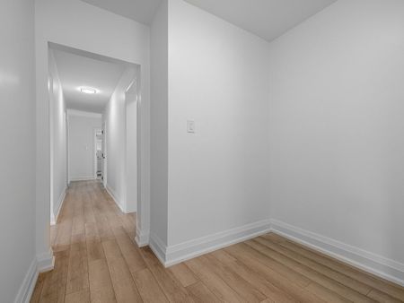 For Lease - 8 Markdale Avenue Unit# 2, Toronto, Ontario - Photo 5