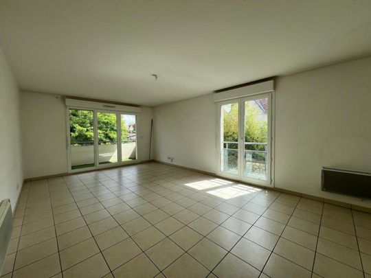 Location Appartement 4 pièces 93m² LE PETIT QUEVILLY 76140 - Photo 1
