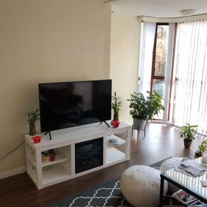 811 Helmcken St. Vancouver BC Canada - - Photo 2