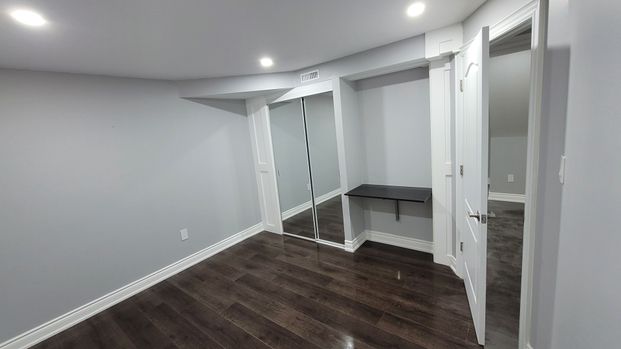 For Lease - 275 River Oaks Boulevard Unit# Lower Level, Oakville, Ontario - Photo 1