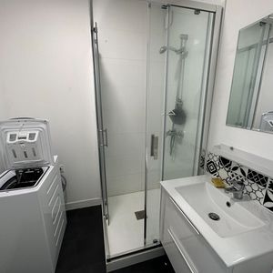 Location Appartement 1 pièce 20m² - Photo 2