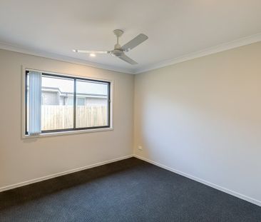 Brand-New Family Home in Park Lane Reserve! - Photo 3