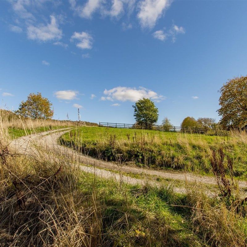 Main Road, Eyam, Hope Valley - Photo 1