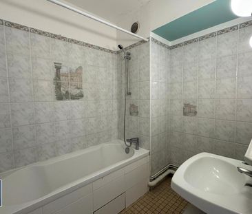 Location Appartement 3 pièces 71m² MARSEILLE 12ème - Photo 5