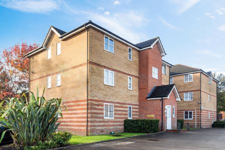 1 Bed Flat, Lucas Gardens, N2 - Photo 4