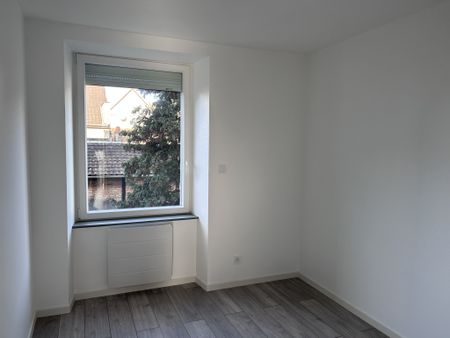 Location Appartement 3 pièces 50m² MULHOUSE 68200 - Photo 2