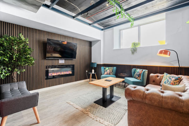 1 bedroom in a house share to rent - Photo 1