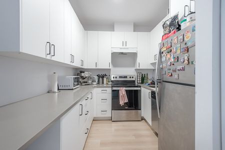 405 Rue Sherbrooke E., Montréal (Le Plateau-Mont-Royal), QC H2L - Photo 4