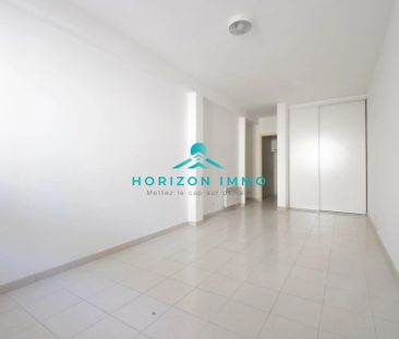 Location Appartement 1 pièce 30m² ST LAURENT DU VAR 06700 - Photo 4