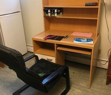 Chambre à louer pour étudiant-e seulement - Photo 1