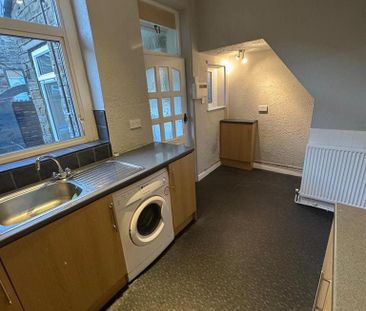 3 bedroom terraced house to rent - Photo 6