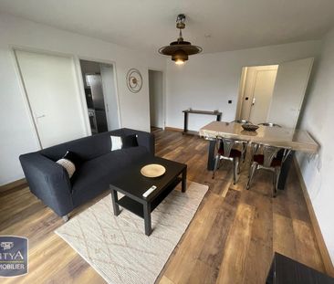 Location Appartement 3 pièces 53m² ST GILLES 30800 - Photo 1